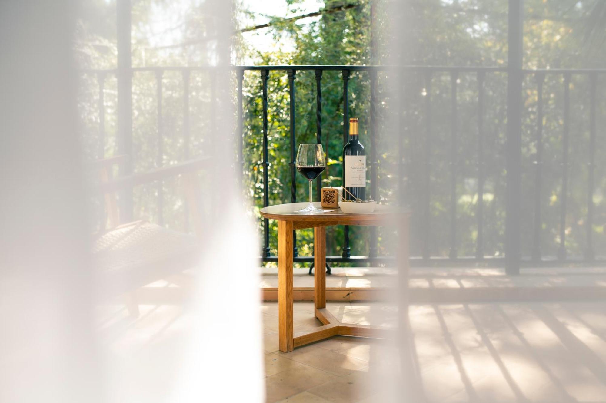 Hotel Legado Alcazar (Adults Only) Sevilla Dış mekan fotoğraf