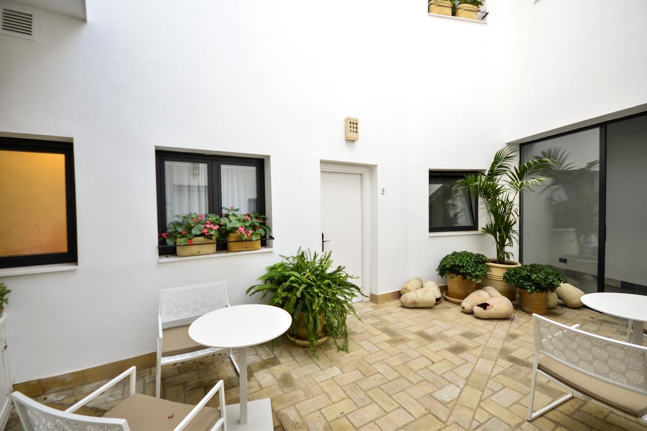 Hotel Legado Alcazar (Adults Only) Sevilla Dış mekan fotoğraf