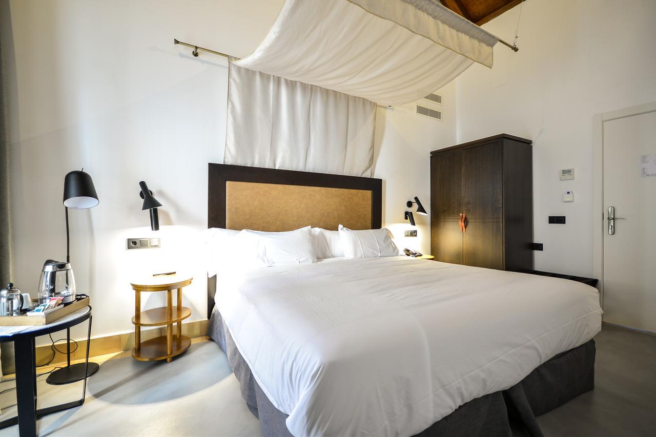 Hotel Legado Alcazar (Adults Only) Sevilla Dış mekan fotoğraf